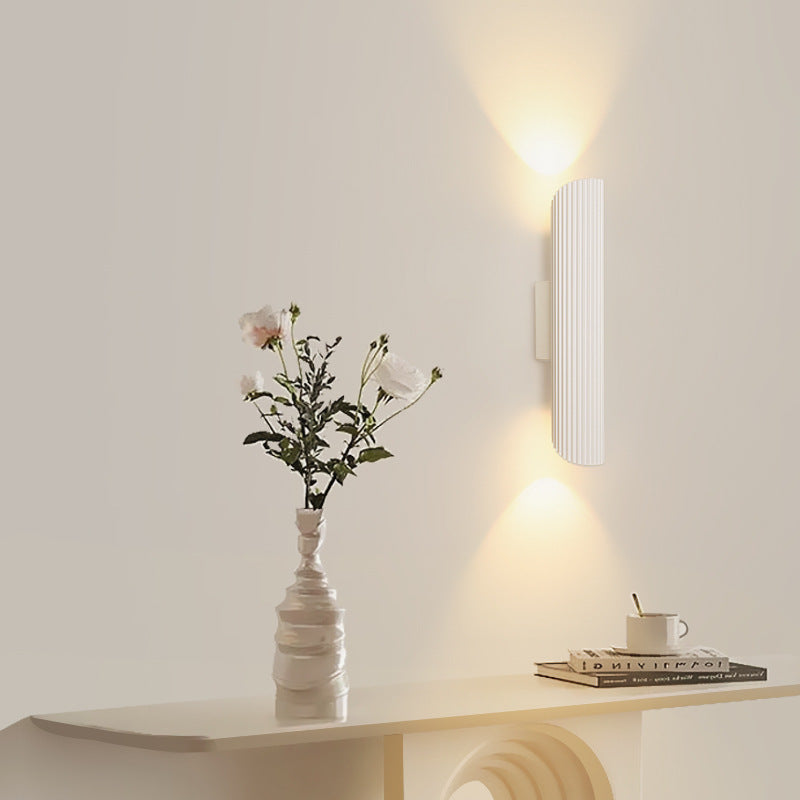 Skandinavische Wandleuchte – Weiß/Schwarz – LED 6W 600lm