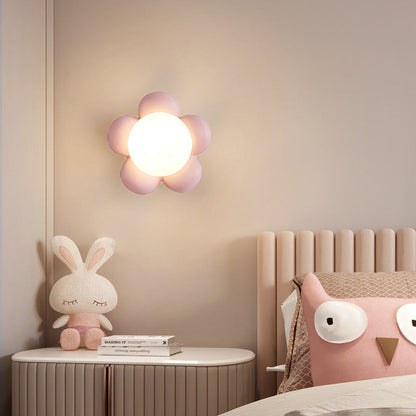 Moderne Keramik-Wandleuchte mit Holzdetail – Für Schlafzimmer und Wohnzimmer