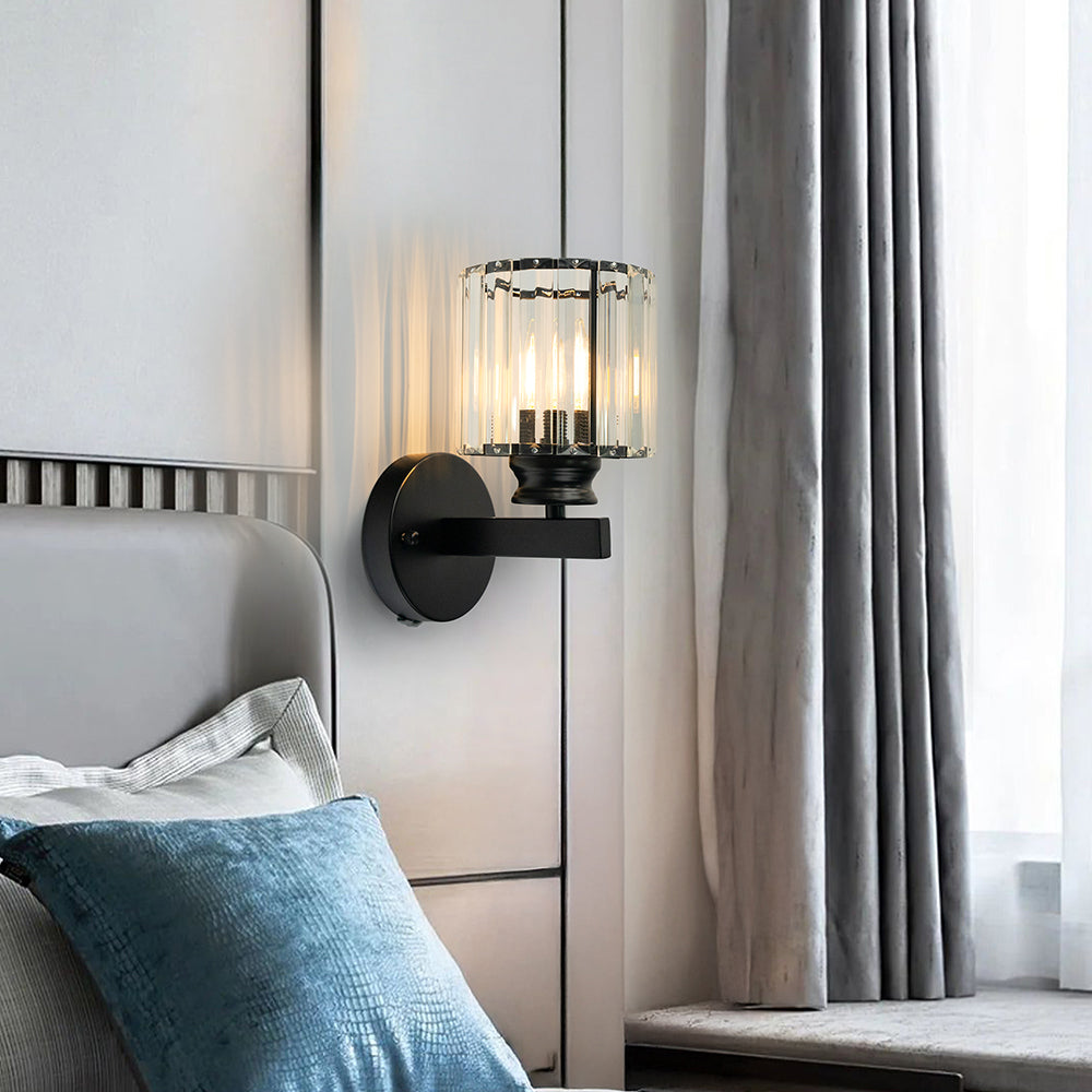 Luca – Wandleuchte mit Glasschirm und mattschwarzem Sockel