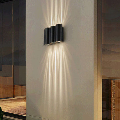 Moderne minimalistische Wandleuchte aus Aluminium und Acryl – LED – (2/4/6 Lichtquellen)