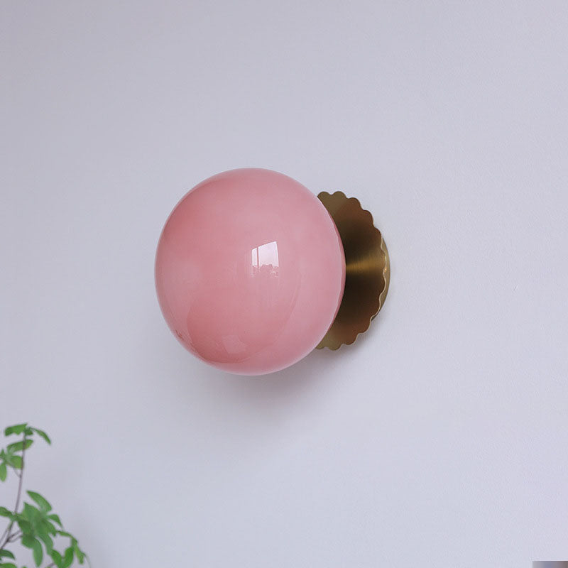 Moderne Wandlampe aus Glas und Eisen – erhältlich in Rosa, Beige und Weiß