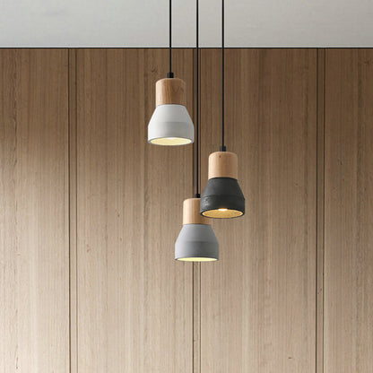Moderne Hängeleuchte aus Zement und Holz im Industrial-Design