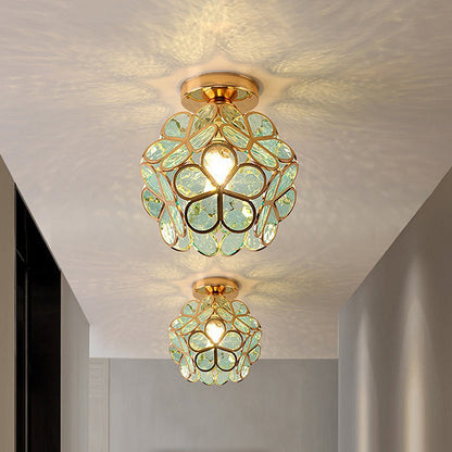 Flora – Auffällige Blumen-Deckenleuchte mit elegantem Design