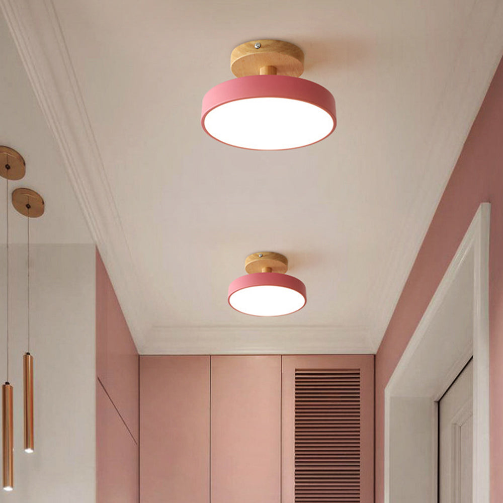 Skandinavische Deckenlampe mit Holzsockel – Dezentes Pastell-Design