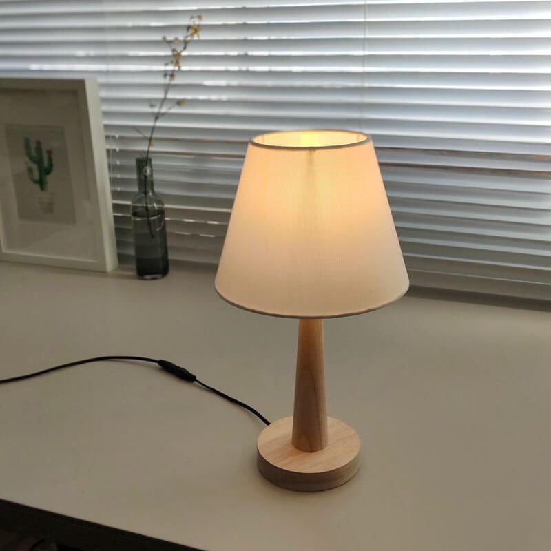 Moderne Holz-Tischlampe mit Stoffschirm – Stecker E26