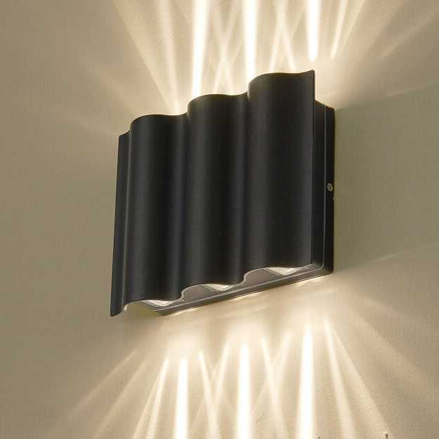 Moderne minimalistische Wandleuchte aus Aluminium und Acryl – LED – (2/4/6 Lichtquellen)