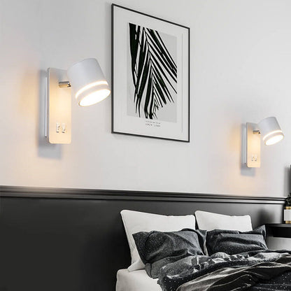 Elegante Wandlampe aus Eisen mit LED