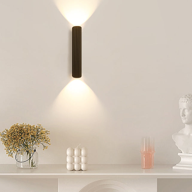 Skandinavische Wandleuchte – Weiß/Schwarz – LED 6W 600lm