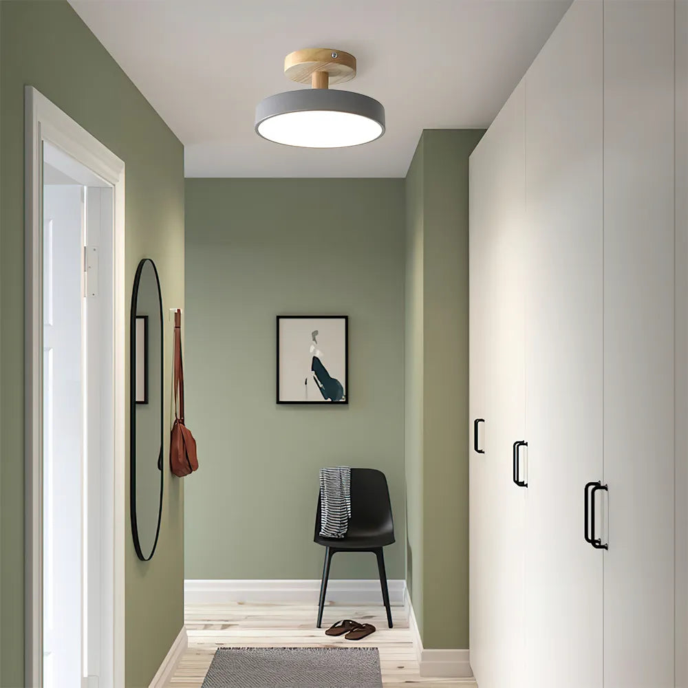 Skandinavische Deckenlampe mit Holzsockel – Dezentes Pastell-Design