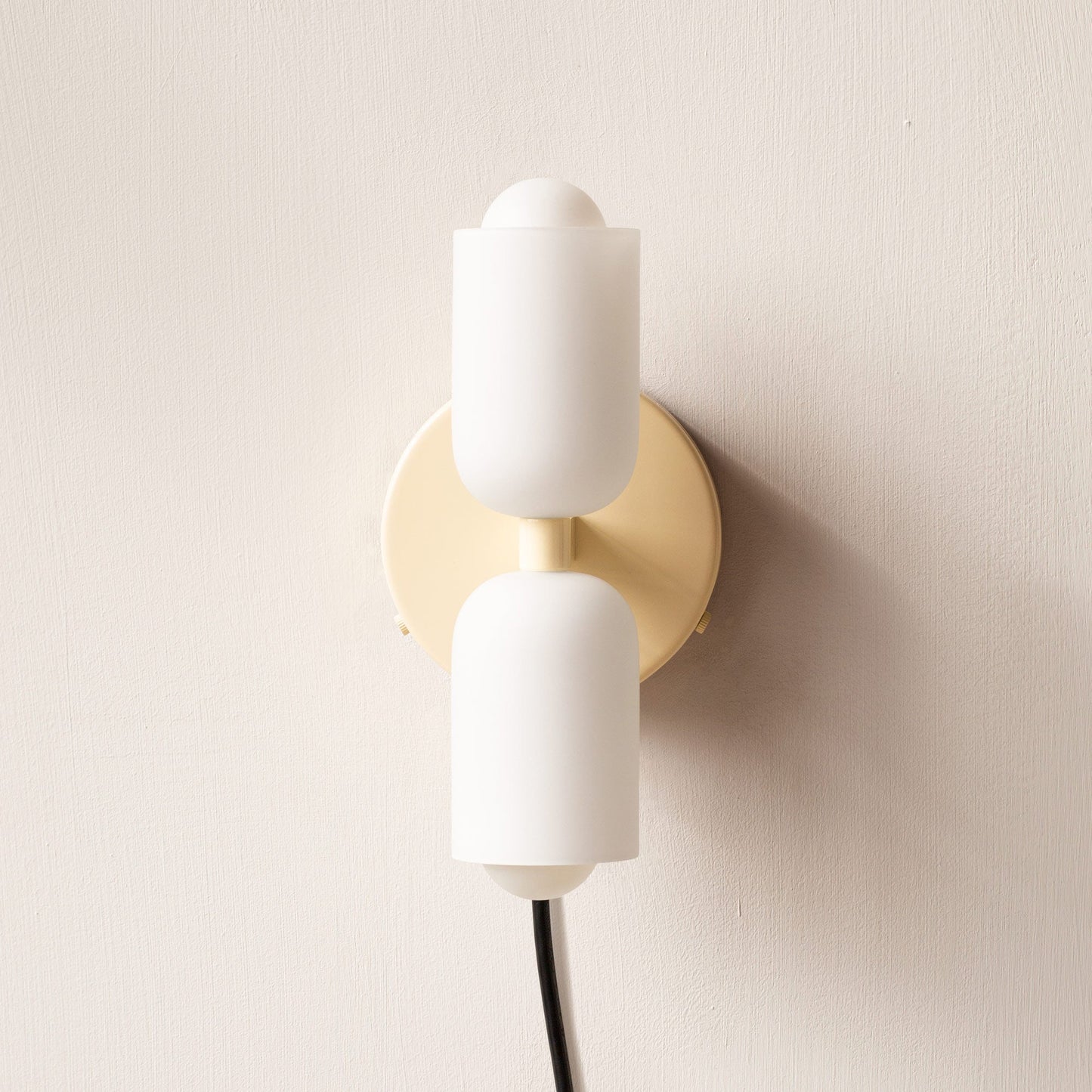 Döle – Moderne Wandlampe mit doppeltem Glasschirm (E14, für Innenräume)
