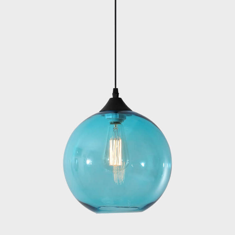 Moderne Glas-Pendelleuchte in mehreren Farben mit kugelförmigem Design
