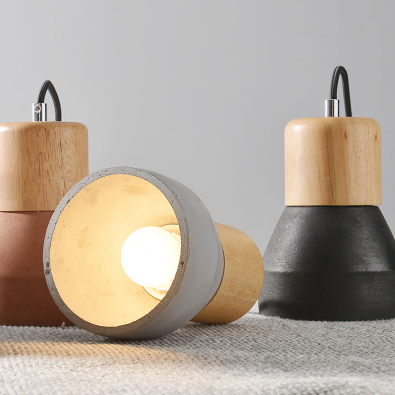 Moderne Hängeleuchte aus Zement und Holz im Industrial-Design