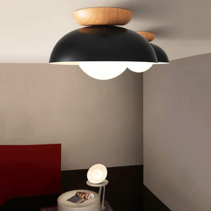 Moderne minimalistische Halbeinbau-Deckenleuchte