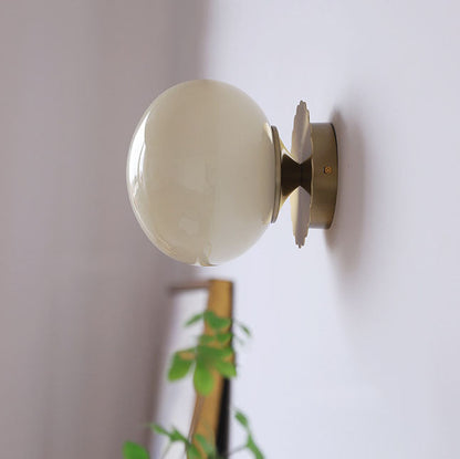 Moderne Wandlampe aus Glas und Eisen – erhältlich in Rosa, Beige und Weiß
