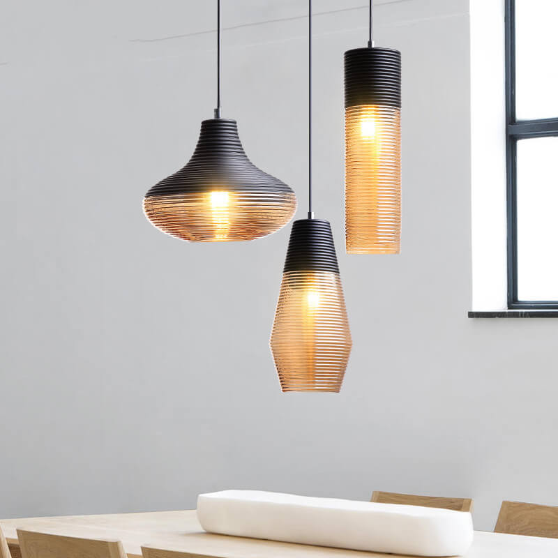 Moderne Glas-Pendelleuchte in Transparent oder Schwarz