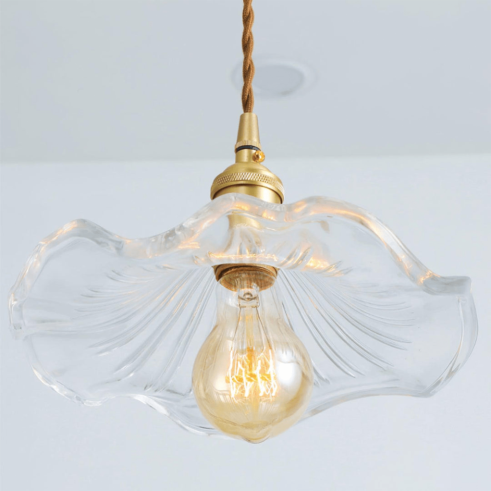 Elegante Glas-Hängelampe in Hibiskusblüten-Form mit stilvollem Design