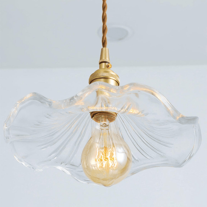 Elegante Glas-Hängelampe in Hibiskusblüten-Form mit stilvollem Design
