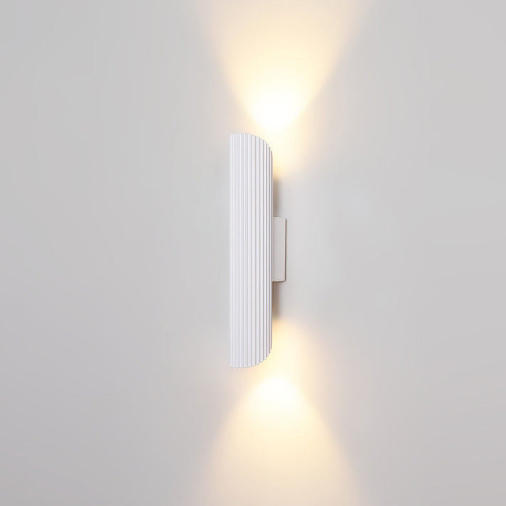 Skandinavische Wandleuchte – Weiß/Schwarz – LED 6W 600lm