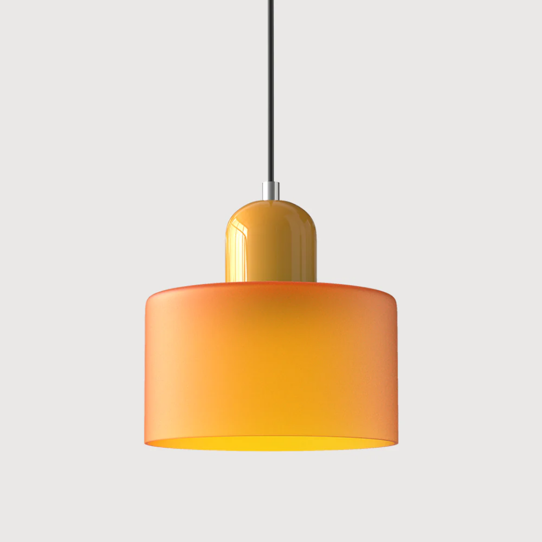 Stilvolle Retro-Hängelampe mit orangefarbenem Glasschirm und grüner Krone