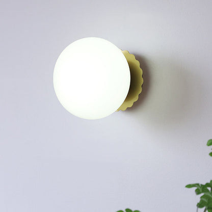 Moderne Wandlampe aus Glas und Eisen – erhältlich in Rosa, Beige und Weiß