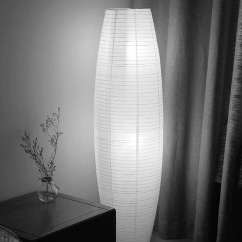 Moderne Japandi-Stehlampe mit Papierschirm