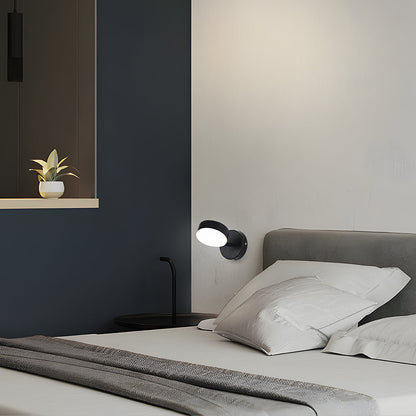 Skära – Minimalistische Wandleuchte mit integrierter LED und goldenem Finish