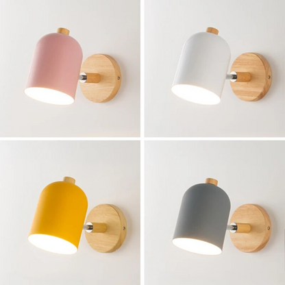 Skandinavische Holz-Wandleuchte LED mit warmem Licht und pastellfarbenem Design
