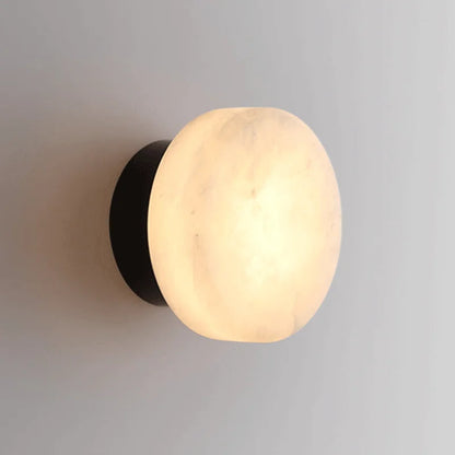 Luxuriöse Marmor-Wandleuchte mit zeitlosem skandinavischem Design
