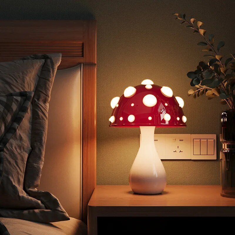 Stimmungsvolle Pilz-Tischlampe