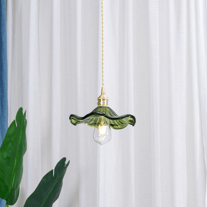 Elegante Glas-Hängelampe in Hibiskusblüten-Form mit stilvollem Design