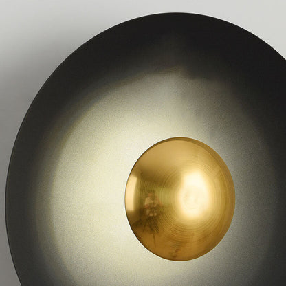 Moderne LED-Wandleuchte mit abstraktem Muster