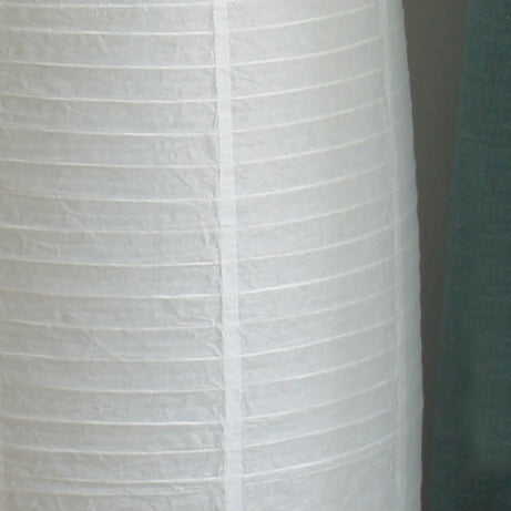 Moderne Japandi-Stehlampe mit Papierschirm