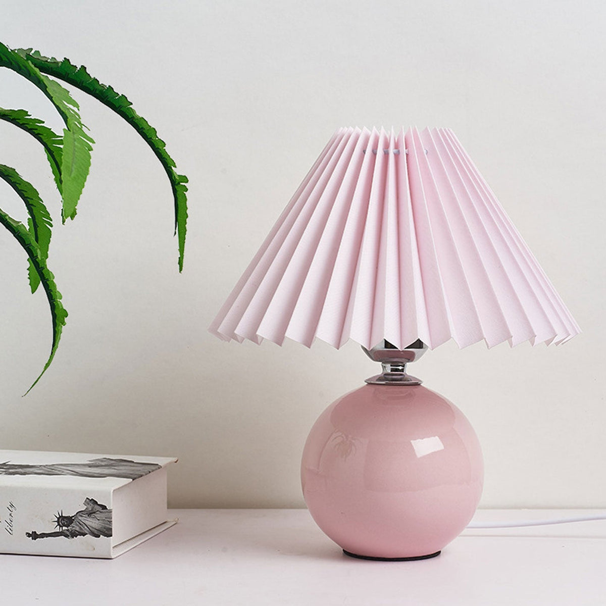 Moderne Keramik-Tischlampe mit Stoffschirm – erhältlich in vielen Farben