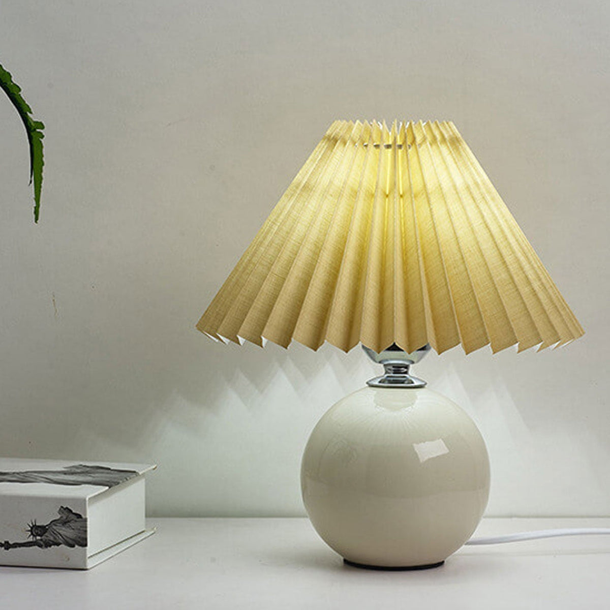 Moderne Keramik-Tischlampe mit Stoffschirm – erhältlich in vielen Farben