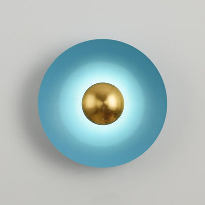 Moderne LED-Wandleuchte mit abstraktem Muster