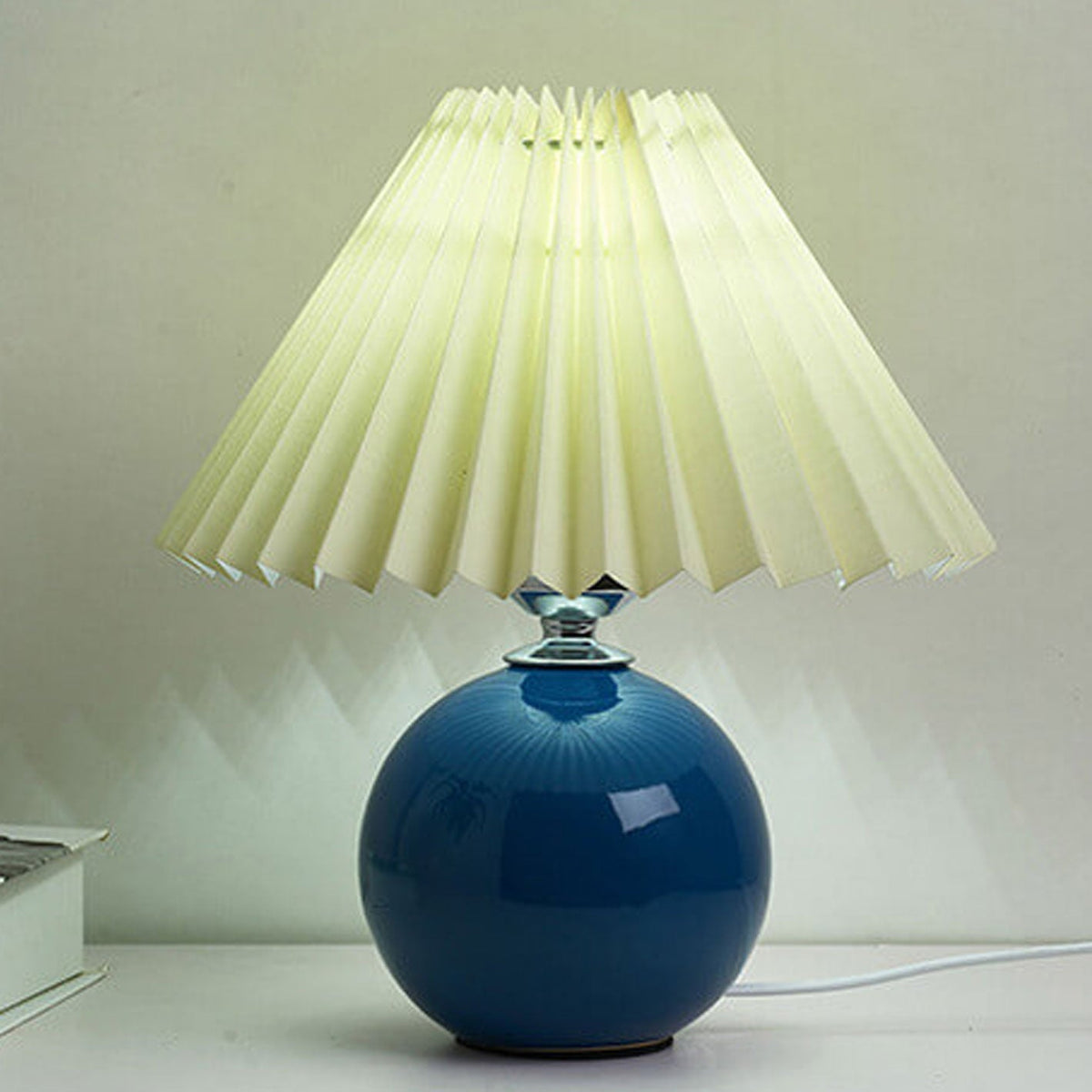 Moderne Keramik-Tischlampe mit Stoffschirm – erhältlich in vielen Farben