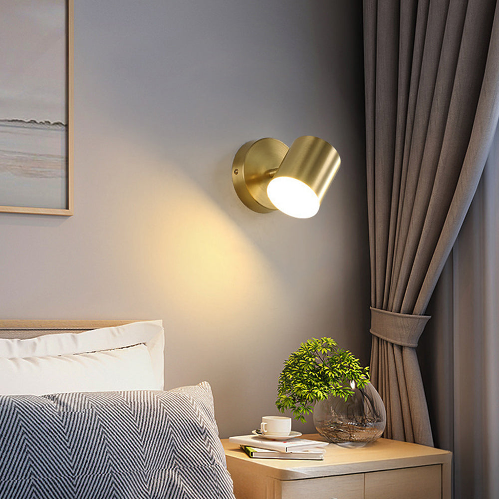 Skära – Minimalistische Wandleuchte mit integrierter LED und goldenem Finish