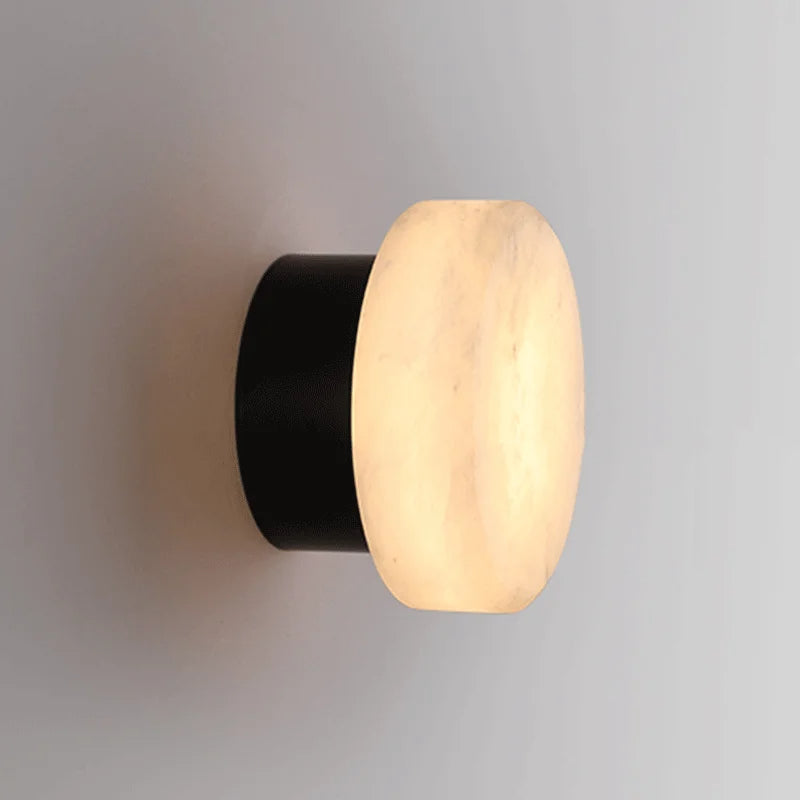 Luxuriöse Marmor-Wandleuchte mit zeitlosem skandinavischem Design