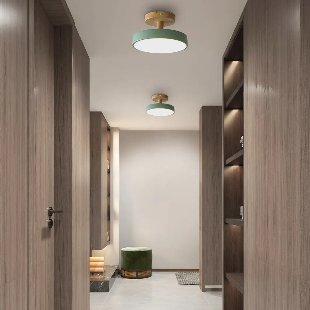 Skandinavische Deckenlampe mit Holzsockel – Dezentes Pastell-Design
