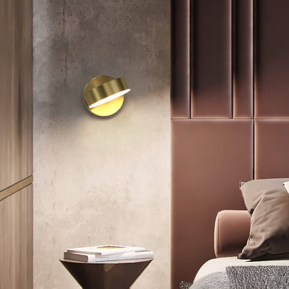 Skära – Minimalistische Wandleuchte mit integrierter LED und goldenem Finish