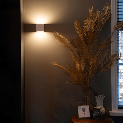 Kabo – Design-Wandlampe mit Bewegungssensor und minimalistischem Design