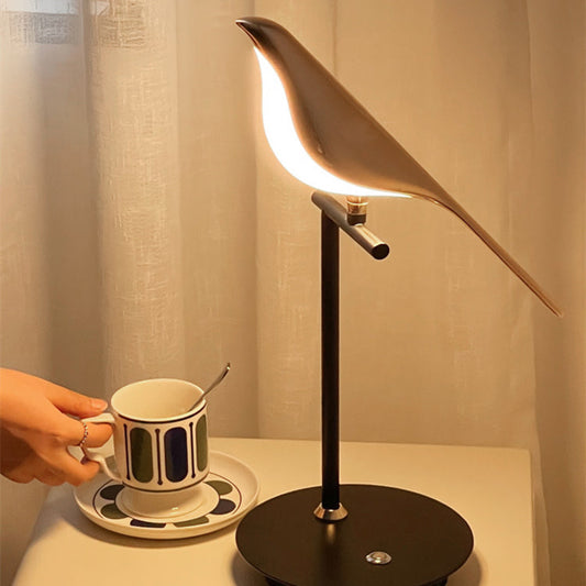 Chiraya – Skulpturale Vogel-Lampe mit LED und einzigartigem Design