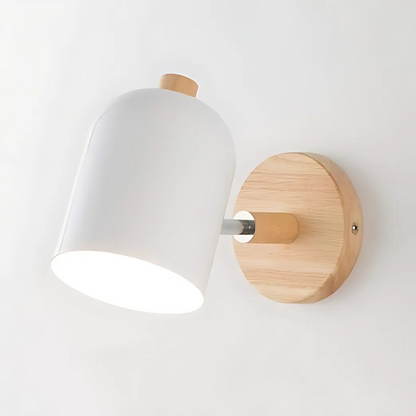 Skandinavische Holz-Wandleuchte LED mit warmem Licht und pastellfarbenem Design