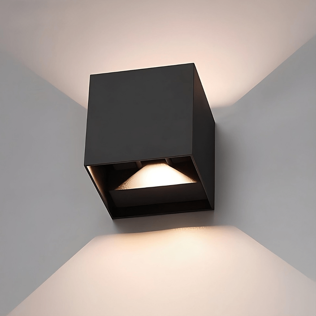 Kabo – Design-Wandlampe mit Bewegungssensor und minimalistischem Design