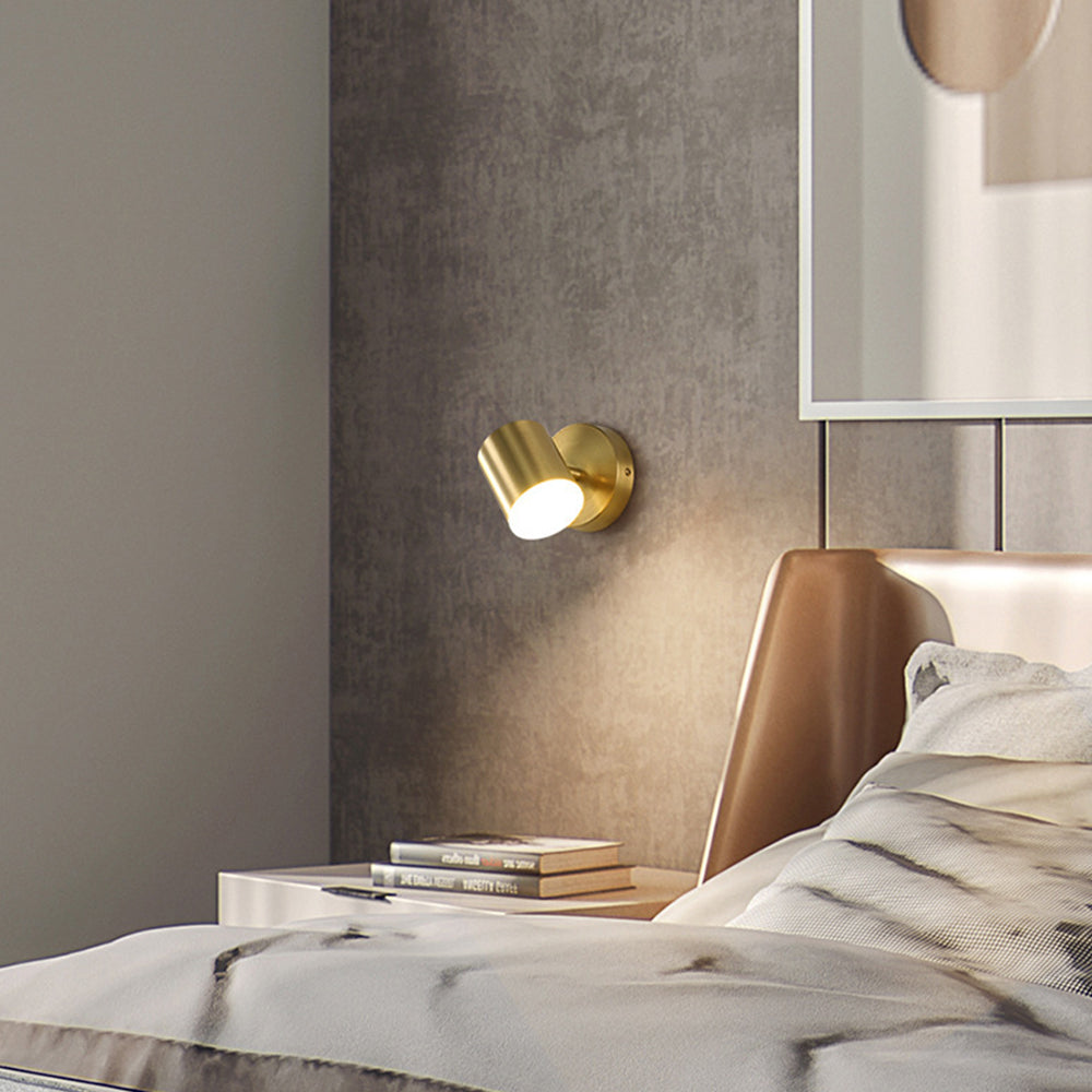 Skära – Minimalistische Wandleuchte mit integrierter LED und goldenem Finish