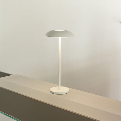 Ironia – Aufladbare Tischlampe aus Eisen mit Touch-Steuerung