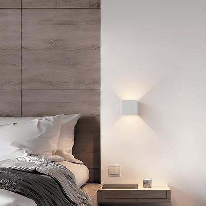 Kabo – Design-Wandlampe mit Bewegungssensor und minimalistischem Design