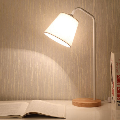 Moderne Tischleuchte aus Leinen, Metall und Holz – integrierte LED mit USB/Stecker