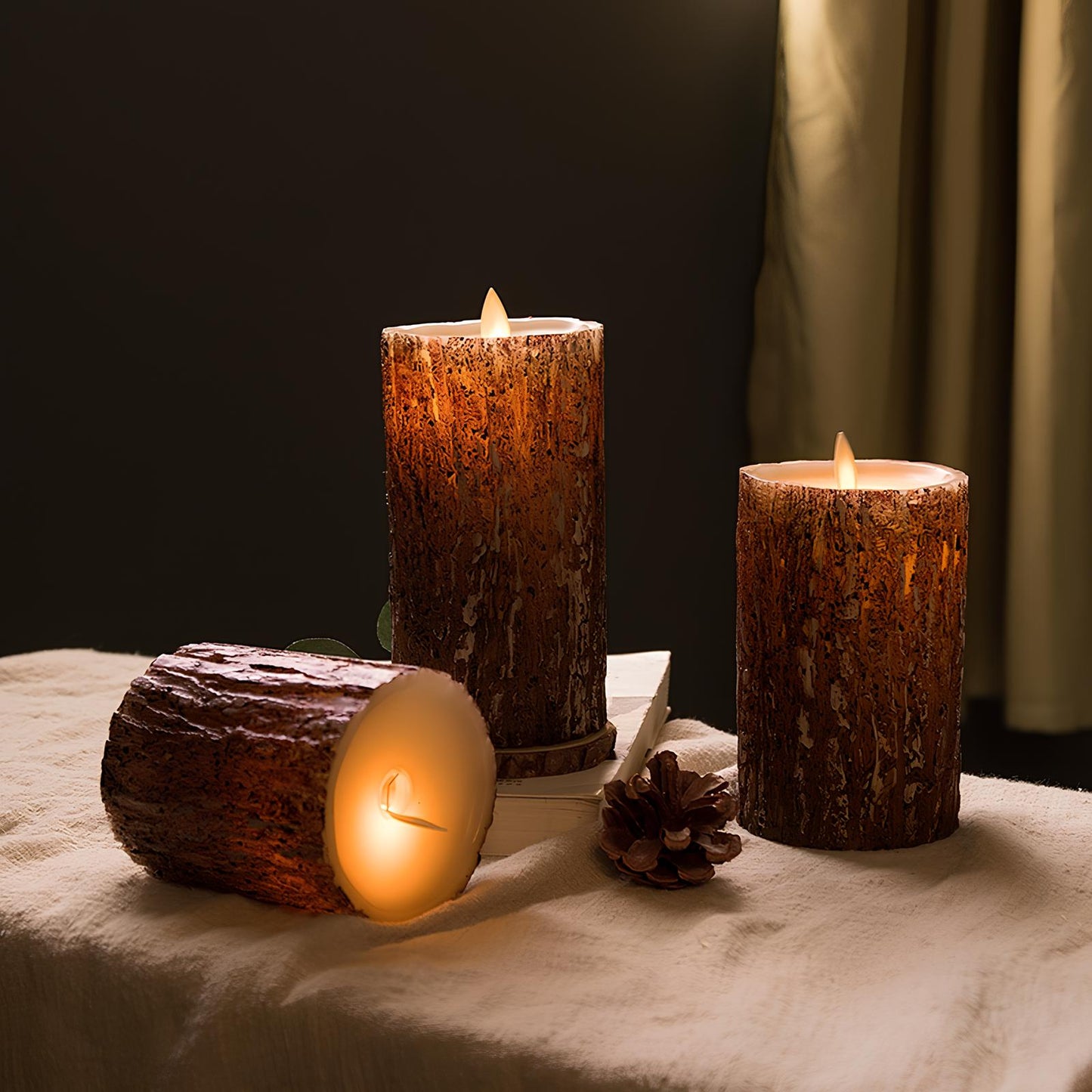 Autumn – Flammenlose Kerze mit stimmungsvollem Licht für eine warme Atmosphäre