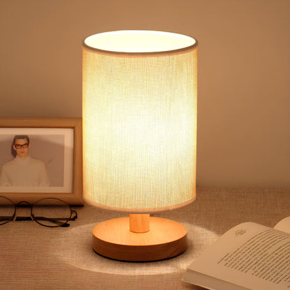 Stilvolle Lampe aus Naturholz und Leinen mit Fernbedienung